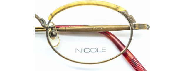 Nicole 2416
